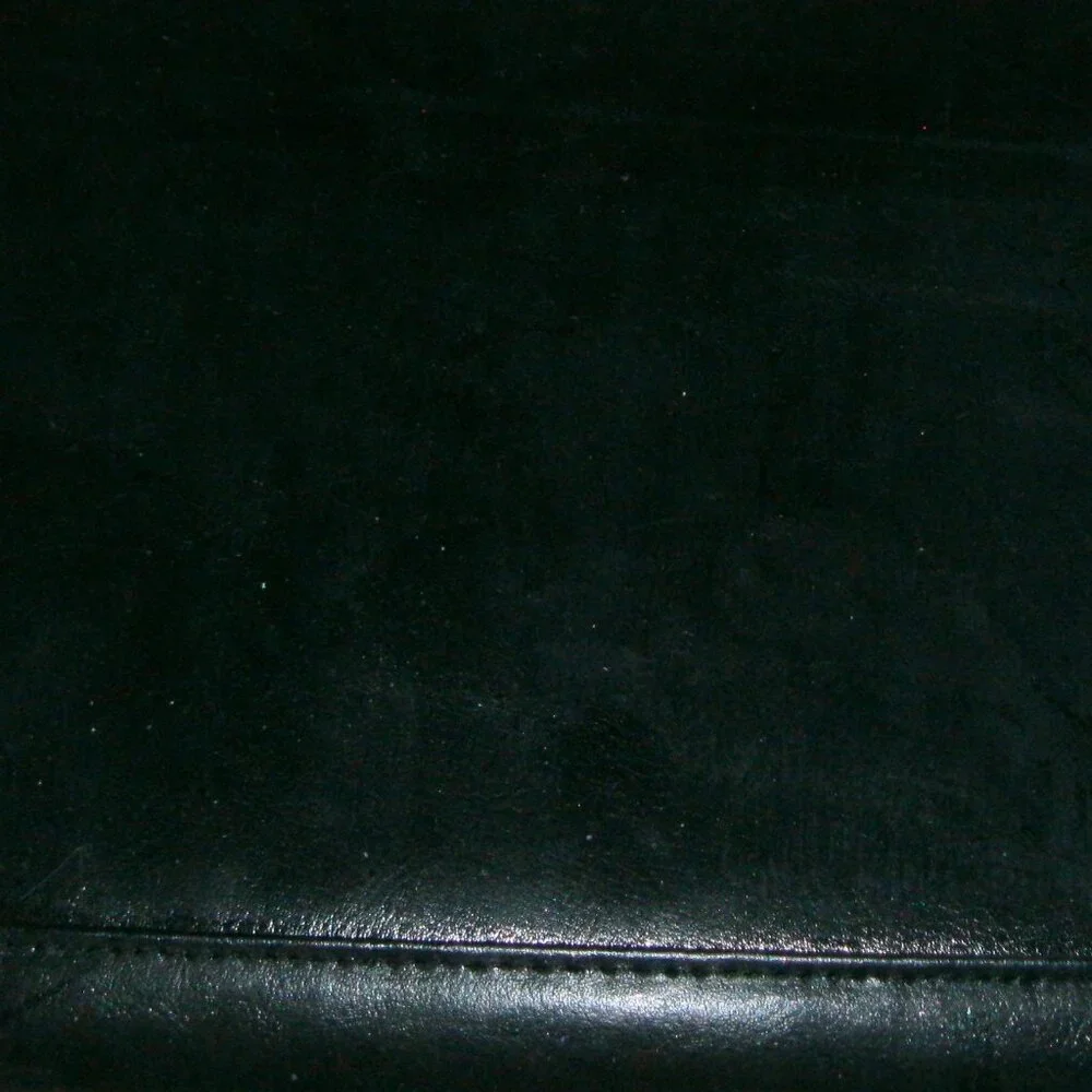 LEATHER COVERED BUSINESS CASE WITH 3 SIDED ZIPPER AND ROOM FOR 6 CREDIT CARDS